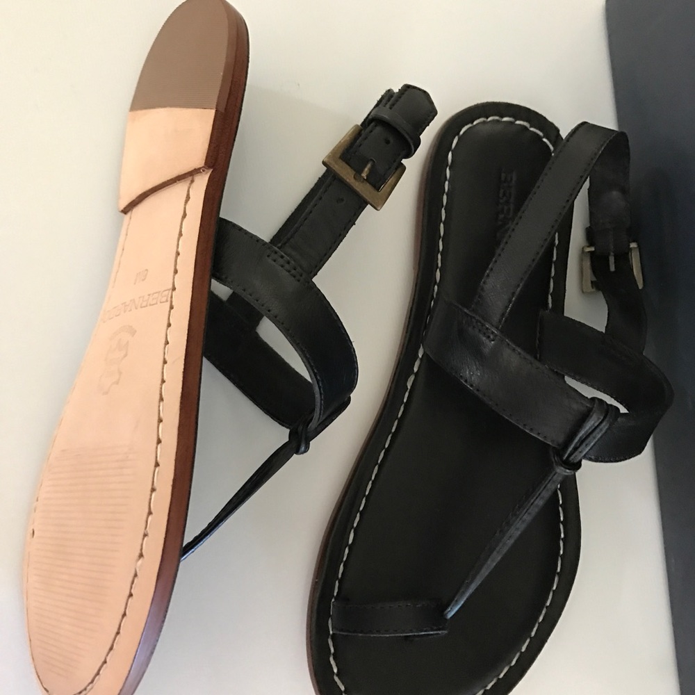 Bernardo Women's Leather Sandal size 6 - Picture 2 of 4